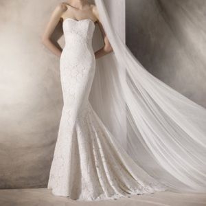 La Sposa Hadane Lace Wedding Dress, Size 10